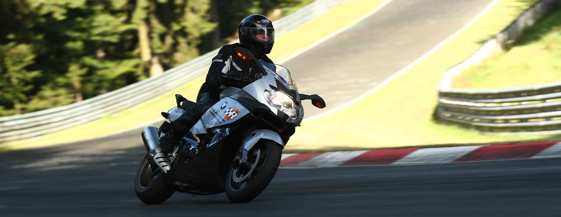 motorrad auf nürburgring nordschleife